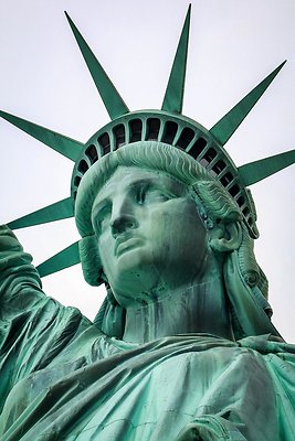 Statue-of-Liberty-closeup-scaled